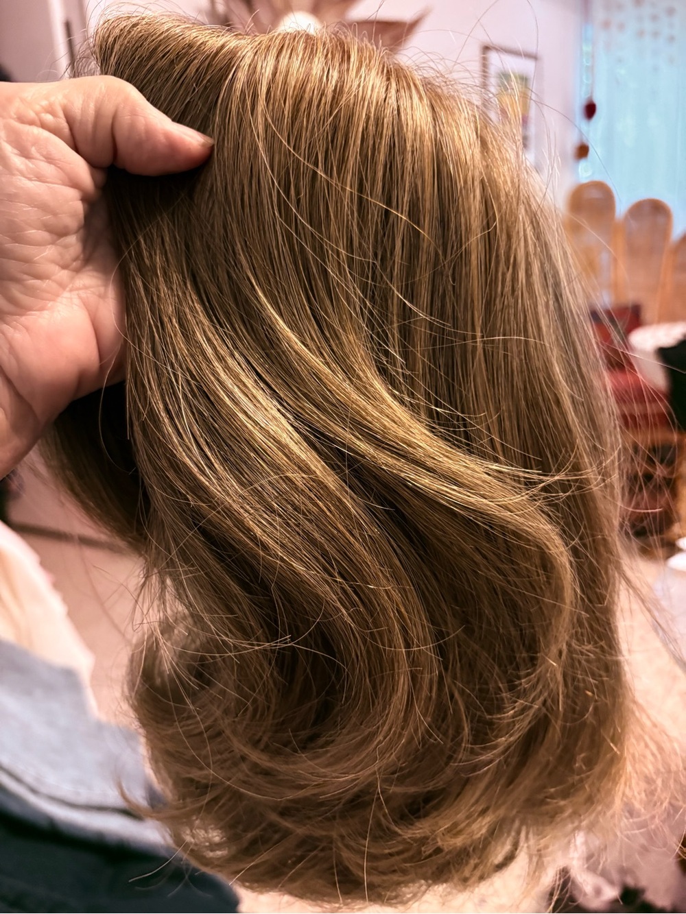 REVLON Brunette Mono Top Synthetic Wig! Wave! Adjustable Nape! Very good!